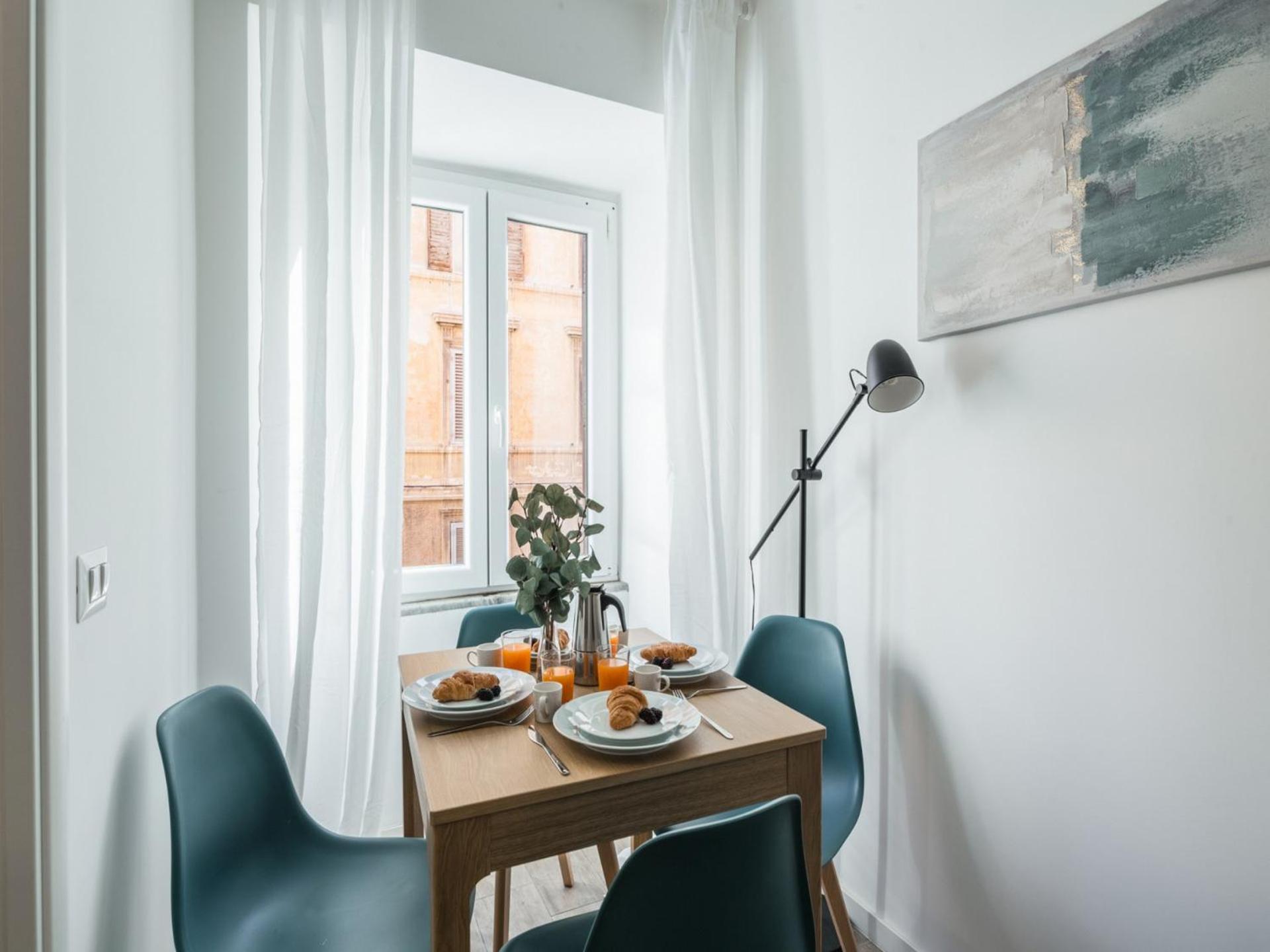 רומא The Best Rent - Three-Room Apartment Near The Colosseum מראה חיצוני תמונה